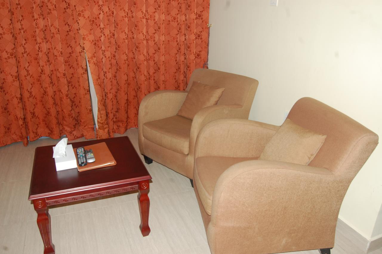 Al Amwaj Hotel Шарджа Экстерьер фото