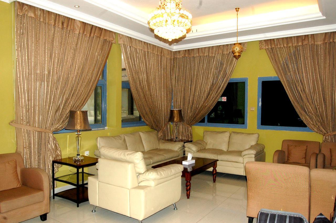Al Amwaj Hotel Шарджа Экстерьер фото