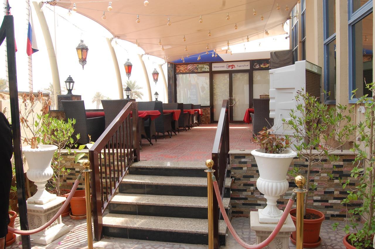 Al Amwaj Hotel Шарджа Экстерьер фото